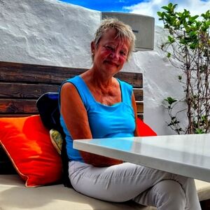 Meet your Posher, Donna